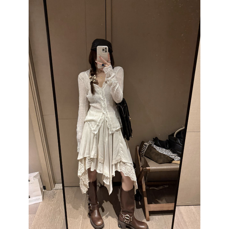 2025秋新款时尚不规则半身裙洋气勾花蕾丝拼接小众设计感百搭中裙