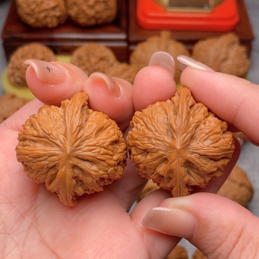 文玩核桃把件36全品毕业山地磨