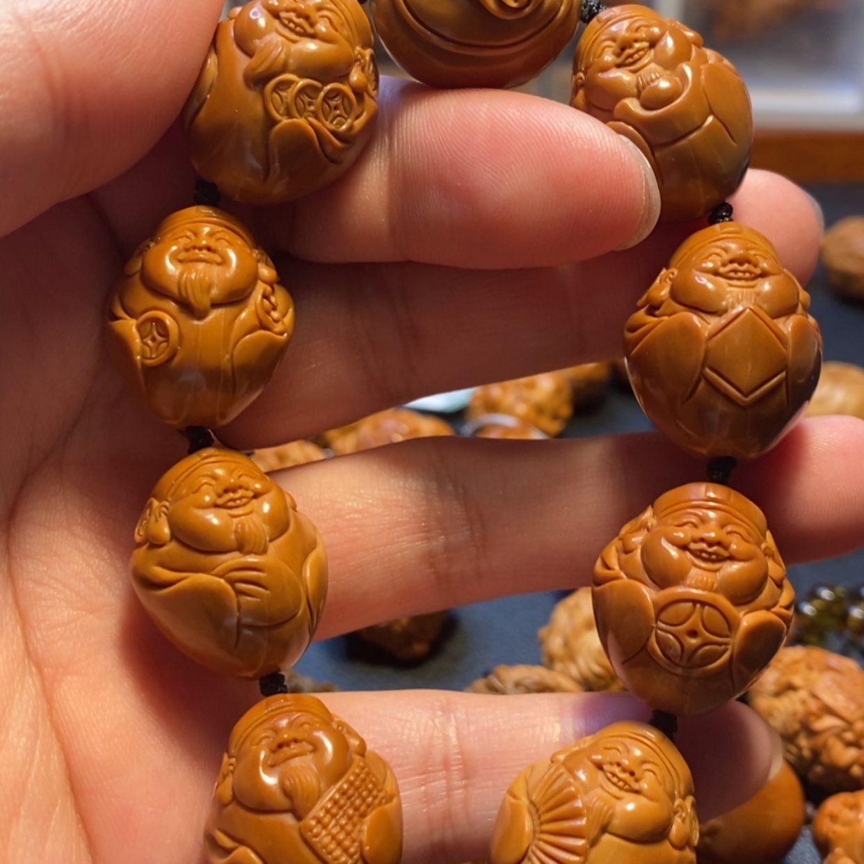 【闪购商品】橄榄核手串/手链苏工精品老铁核八宝鲨鱼背财神