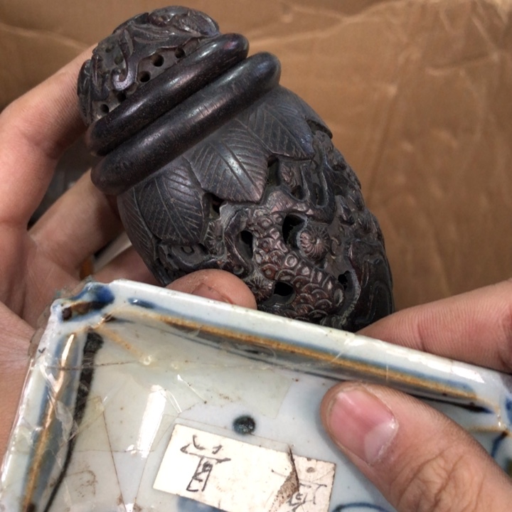 陶瓷孤品单件车里拍