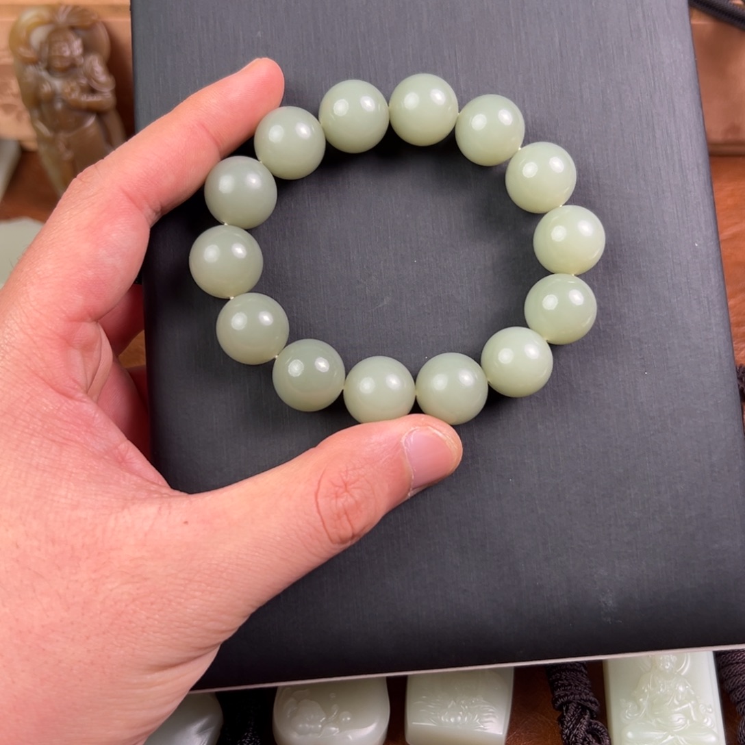 爹***和田玉（青白玉）未镶嵌颈饰