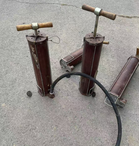 070老式打气管（电木制作）