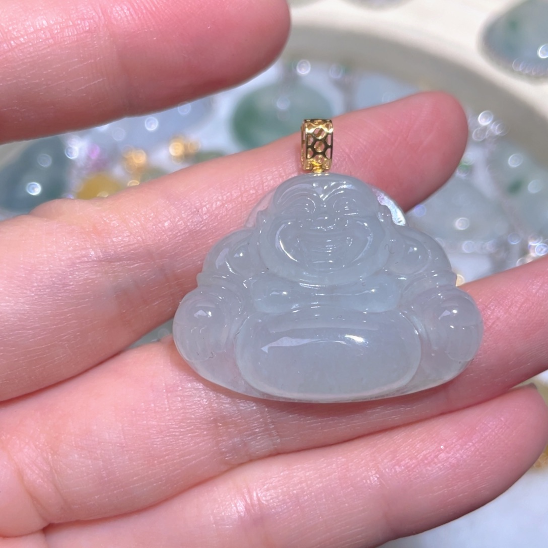 翡翠颈饰18K金镶嵌翡翠