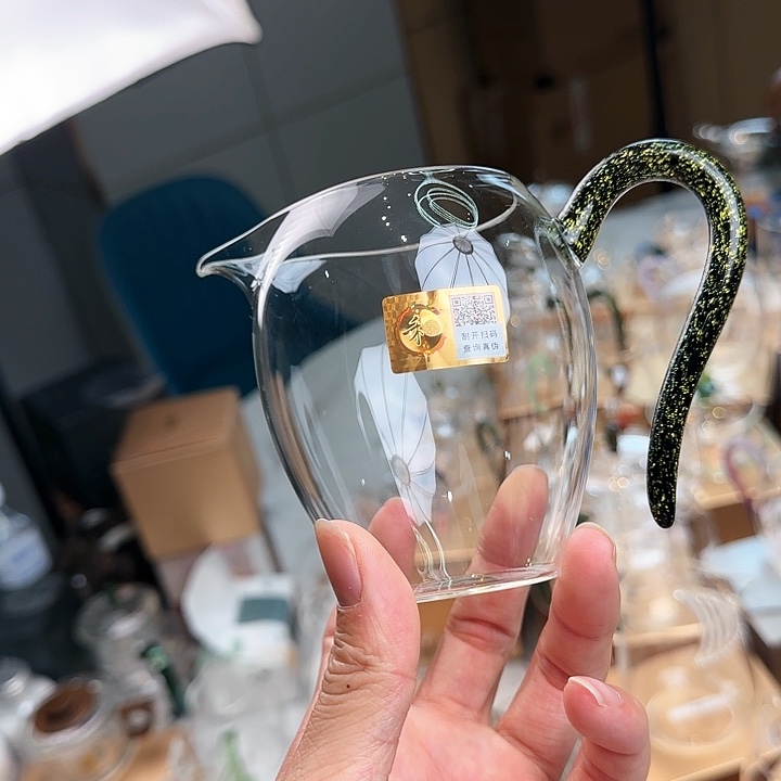 禾器黑金怡然公道杯