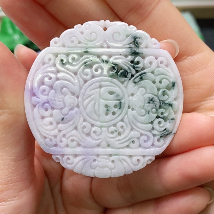 翡翠颈饰未镶嵌吊坠