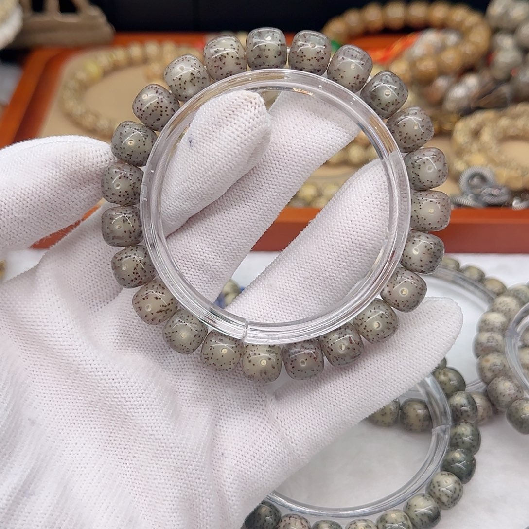 星月菩提吊坠石玉冰糖10×9果冻料牛毛星