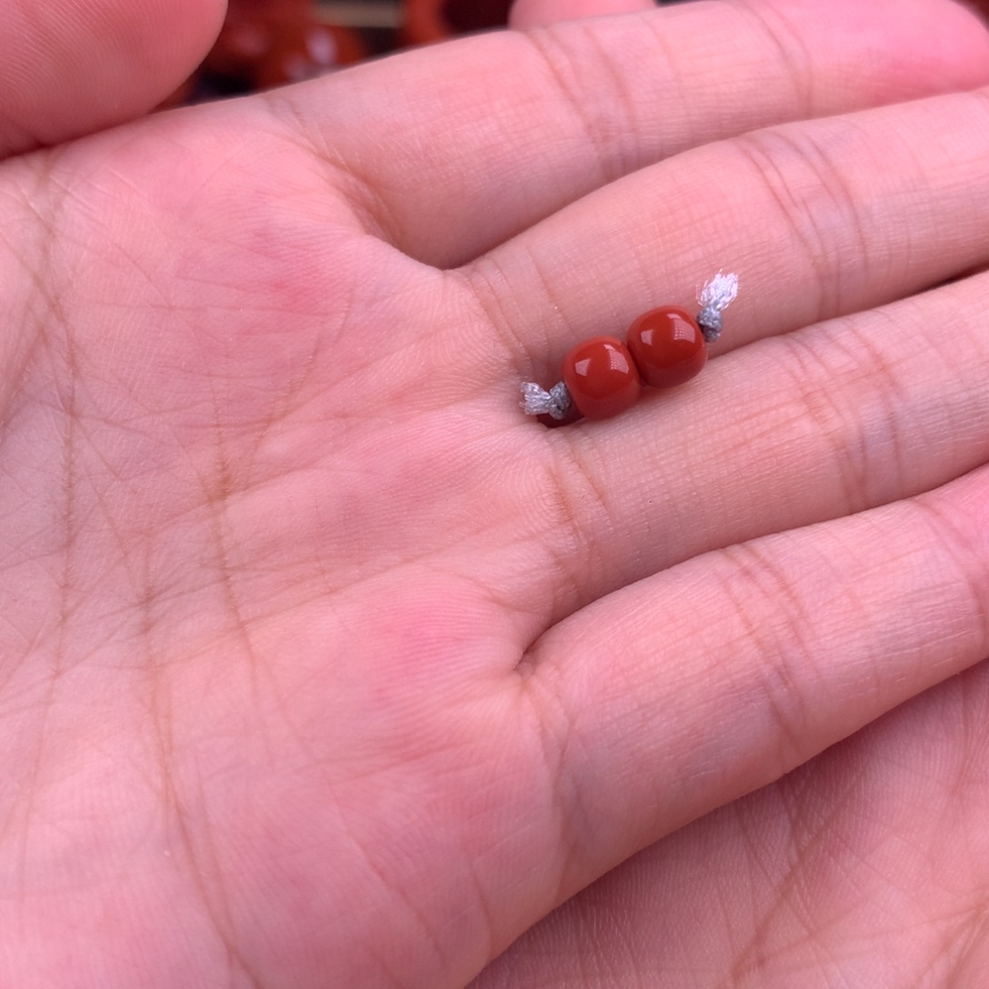 南红玛瑙老型对珠5MM+未镶嵌