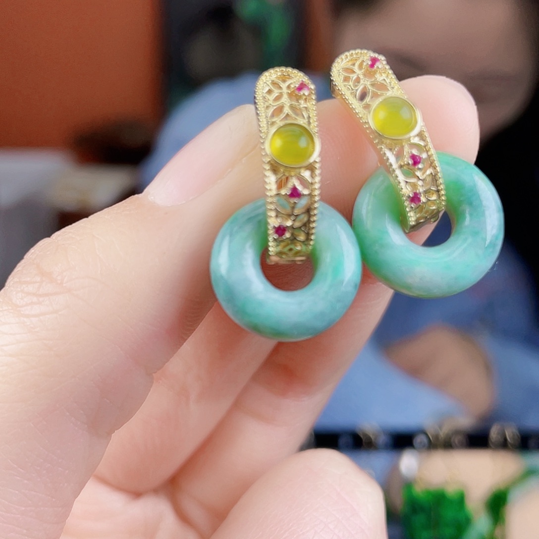 翡翠未镶嵌耳饰饰品