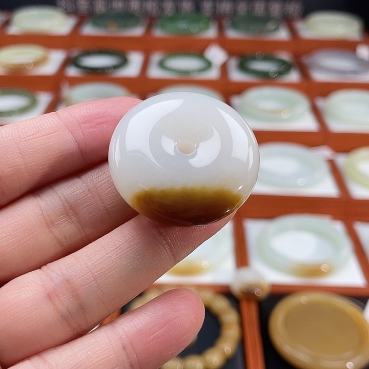 和田玉颈饰未镶嵌羊脂白糖扣35m m