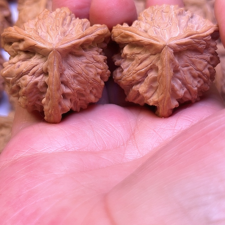 文玩核桃吊坠我想要