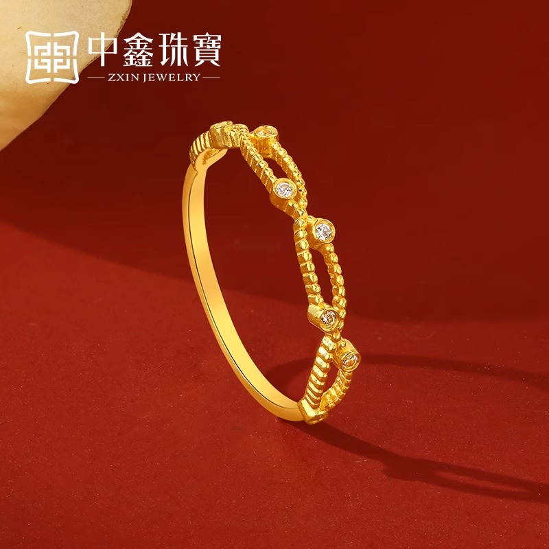 中鑫珠宝辛德瑞拉足金5G工艺黄金戒指女款镶嵌蕾丝镂空尾戒 HR374