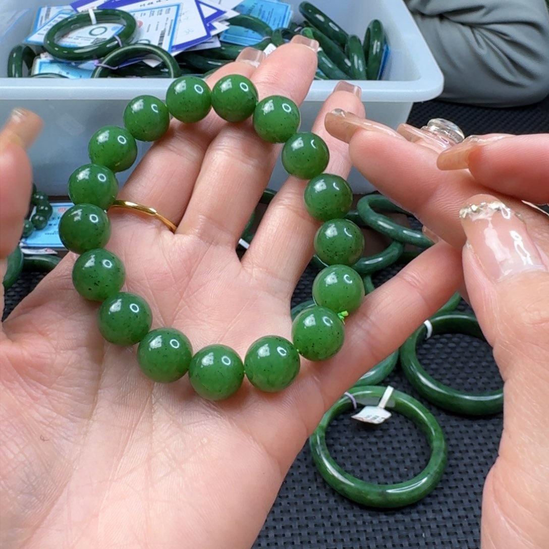 和田玉（碧玉）手链未镶嵌卡12