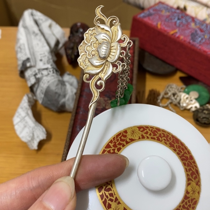 瓷片哈中古工艺品一件