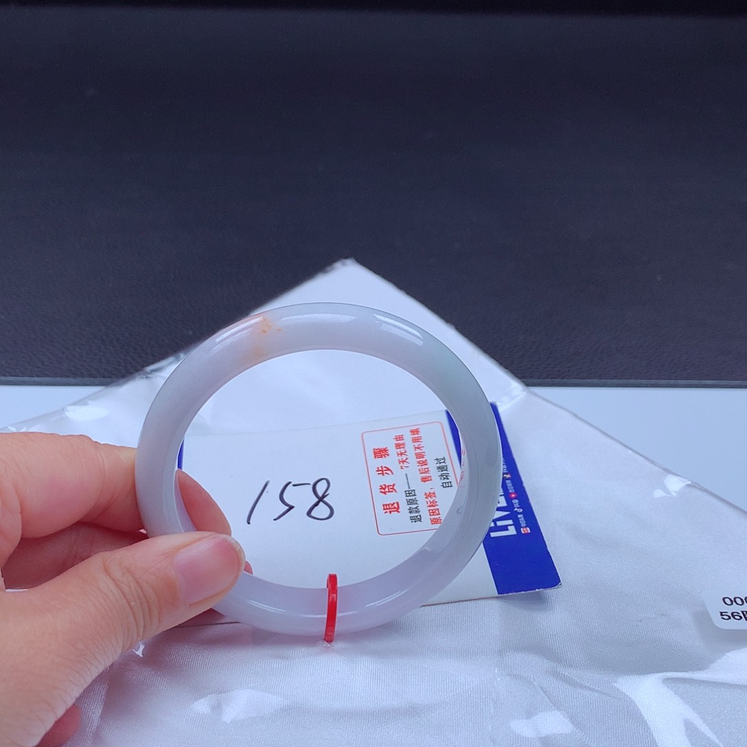 翡翠手镯未镶嵌手镯000668