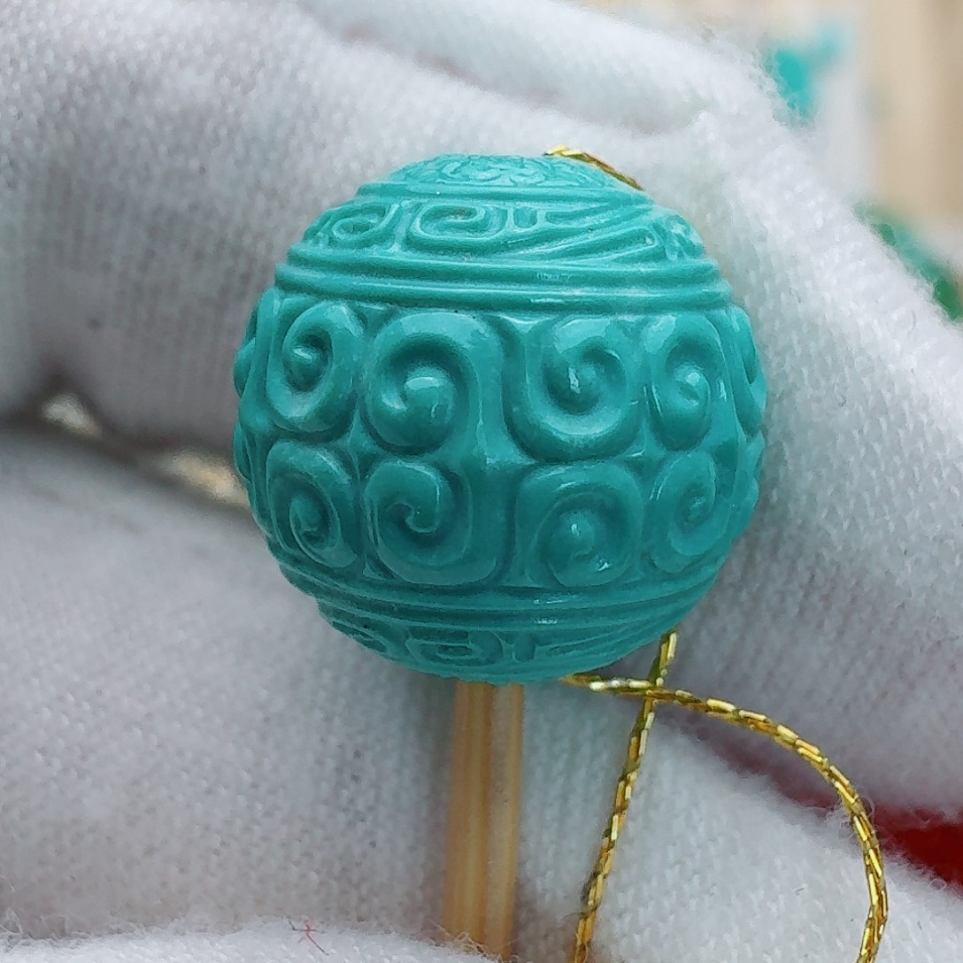 未镶嵌绿松石珠宝奇石