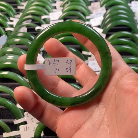 和田玉（碧玉）手镯未镶嵌