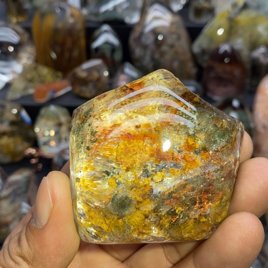 未镶嵌水晶珠宝半成品