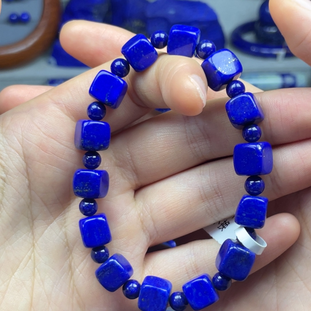 青金石未镶嵌小方唐