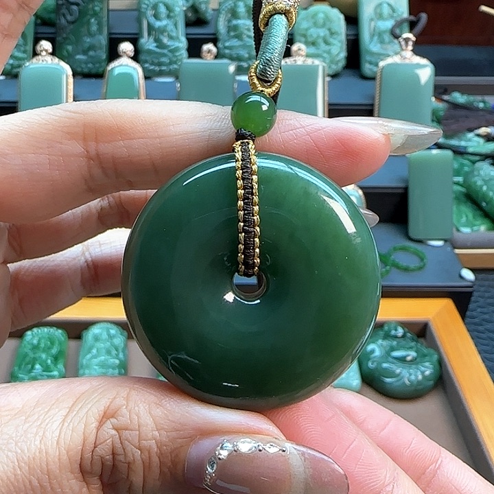 和田玉（碧玉）吊坠(不含链)未镶嵌