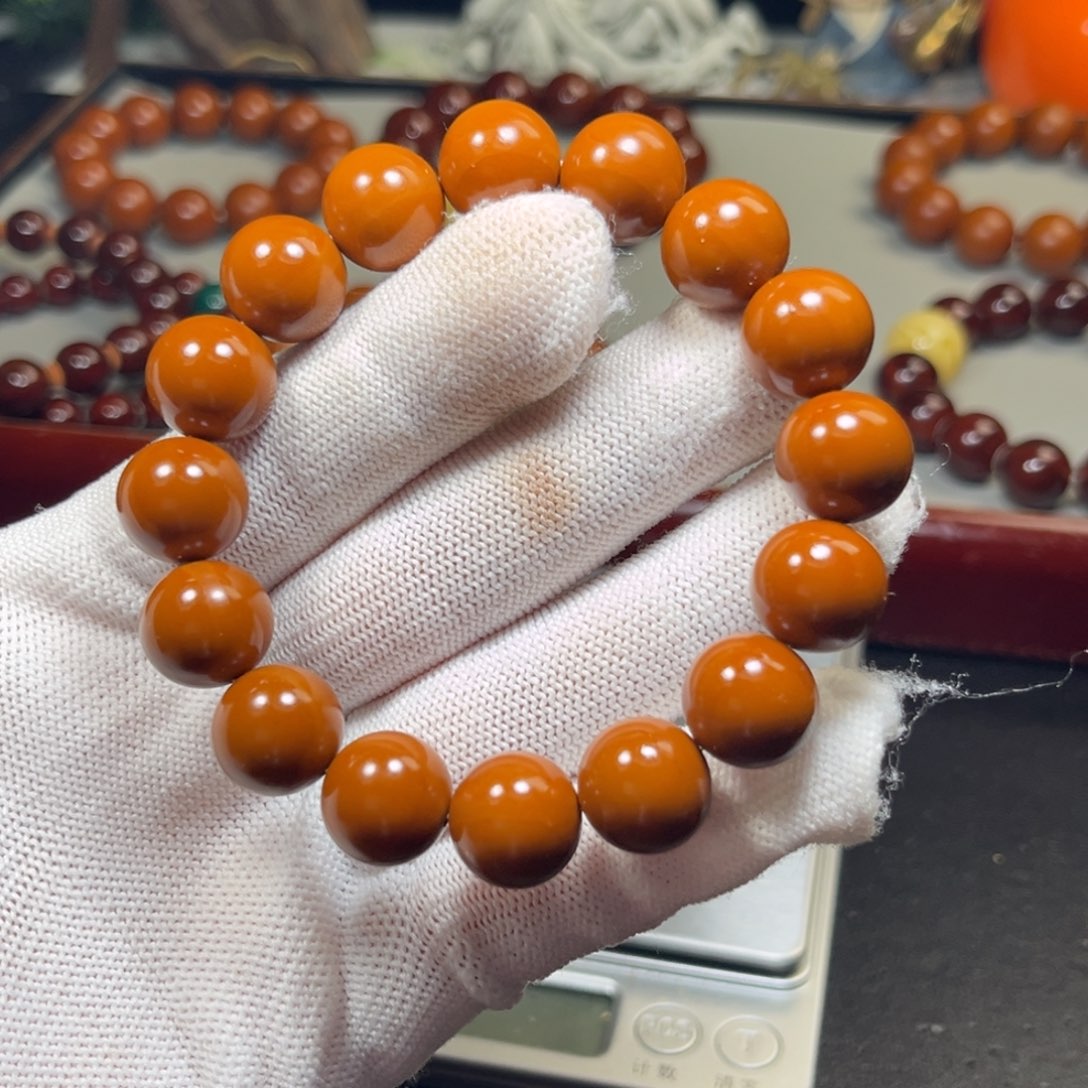 七***育吊坠橄榄核1.33+精品老树铁核 小孔