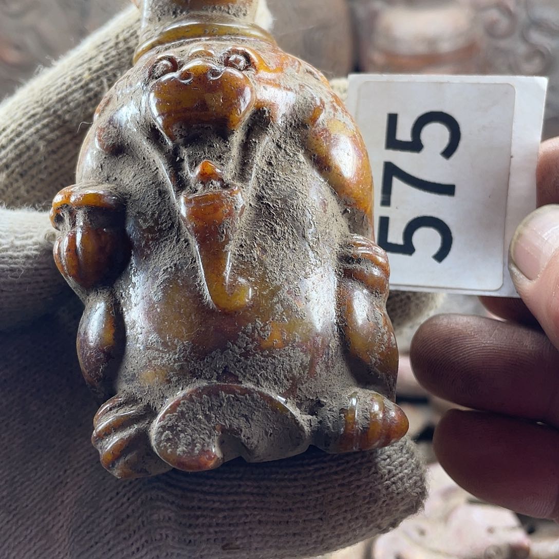 和田玉（糖玉）未镶嵌挂件