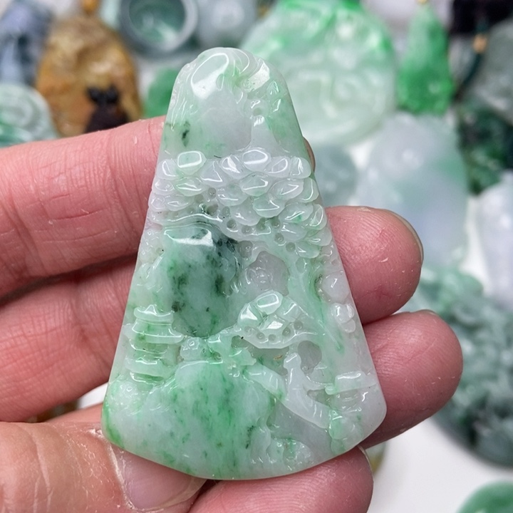 定制翡翠未镶嵌翡翠