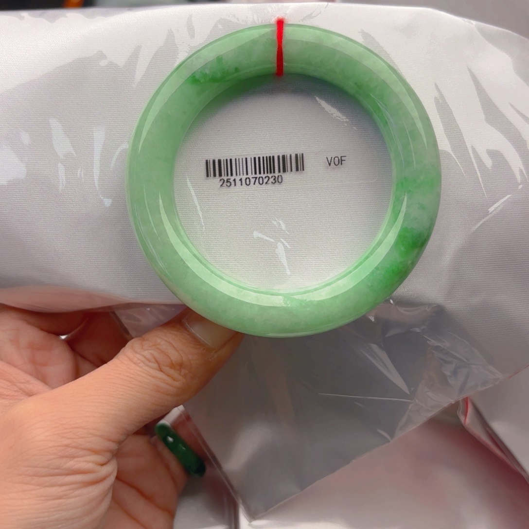 翡翠未镶嵌手镯5455x3. 33