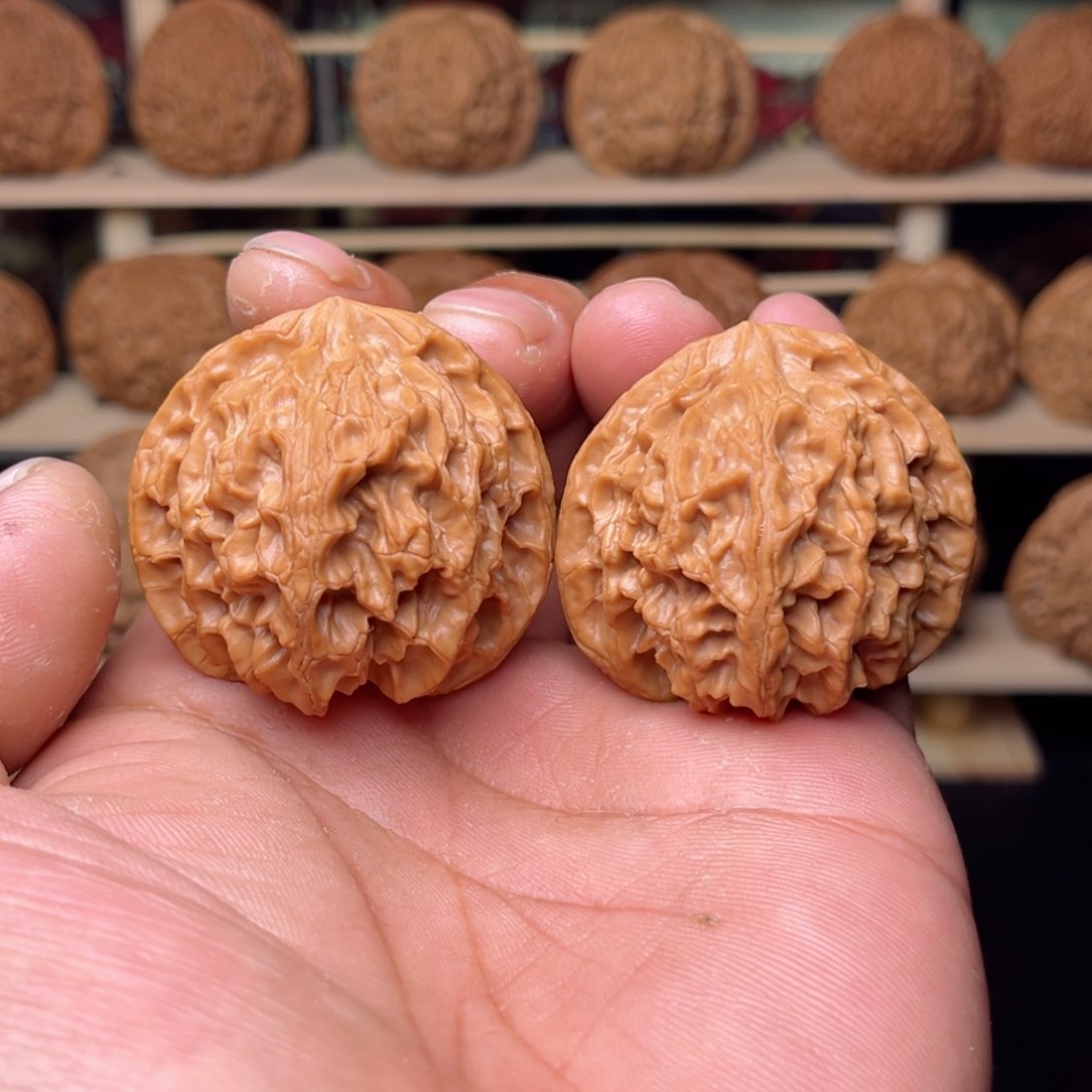 文玩核桃把件文玩核桃把件42尺苹果园