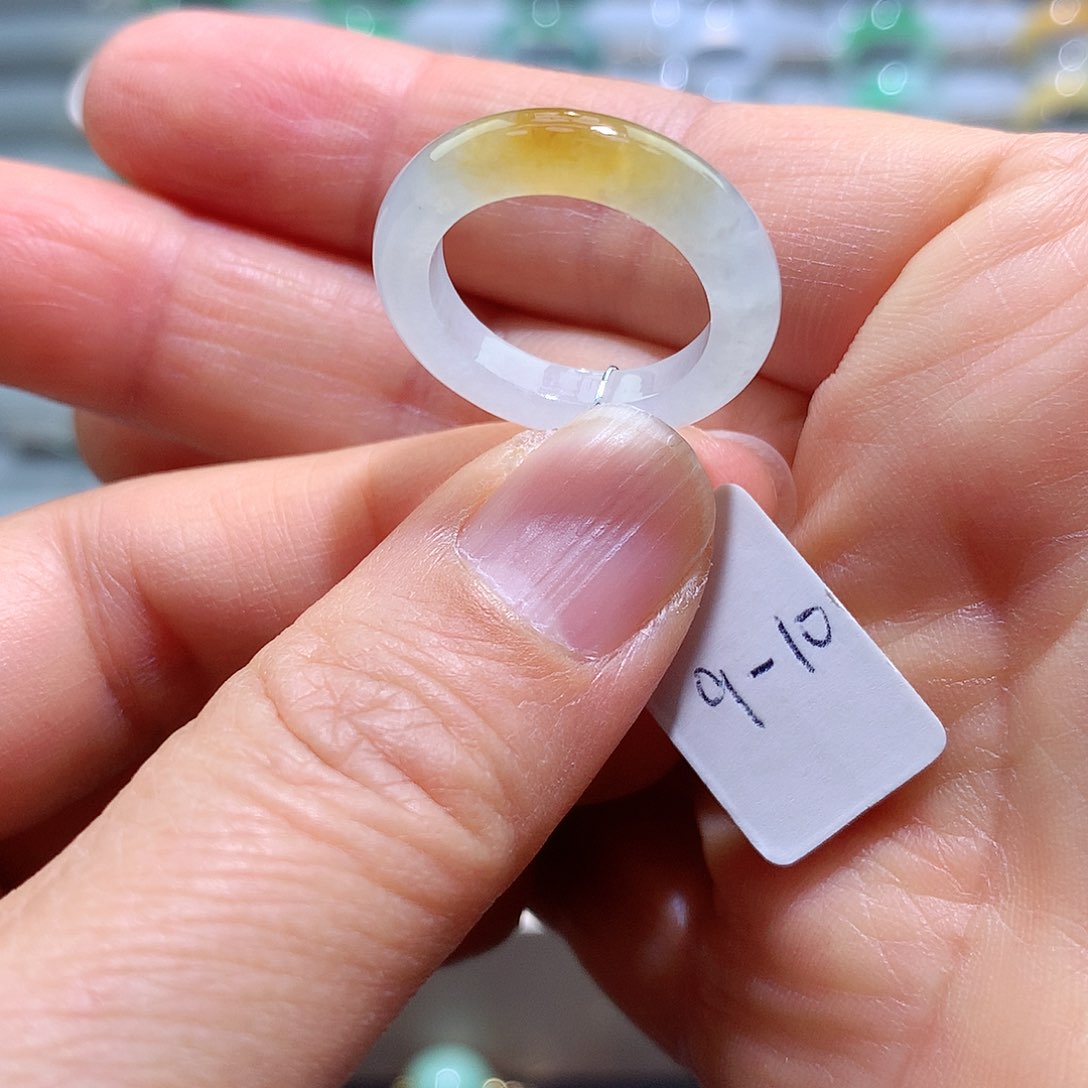 翡翠戒指未镶嵌9-10号