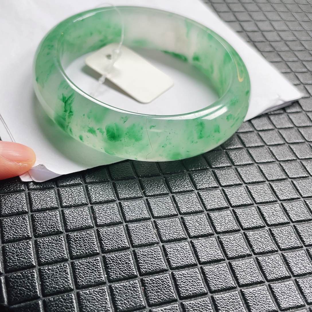 石英质玉手镯56未镶嵌c****e