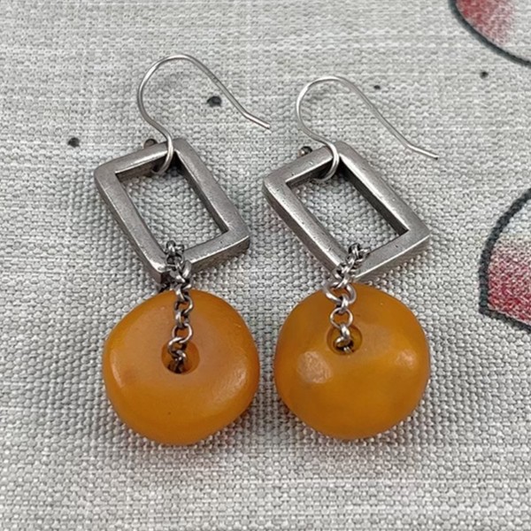 S925银手工银气质简约大气天然鸡油黄蜜蜡耳环女性方圆脸秋冬