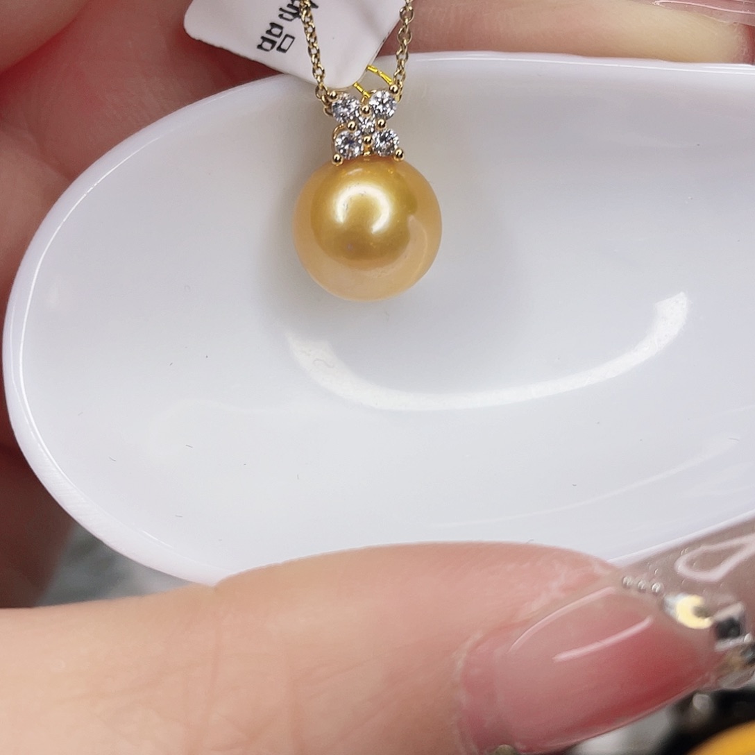 淡水珍珠吊坠(赠链)未镶嵌