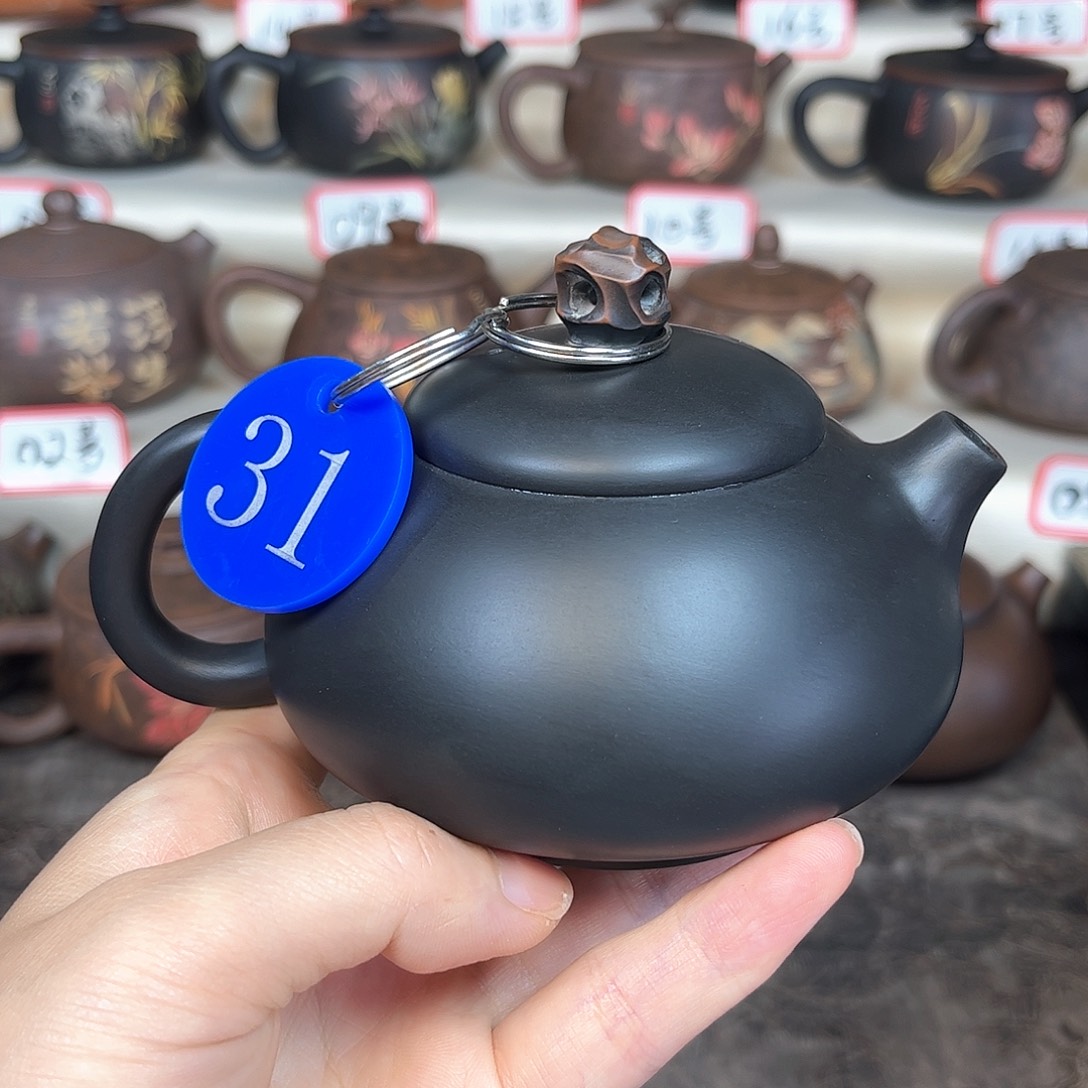 210毫升微微瑕纯手工堆雕仿太湖石纽