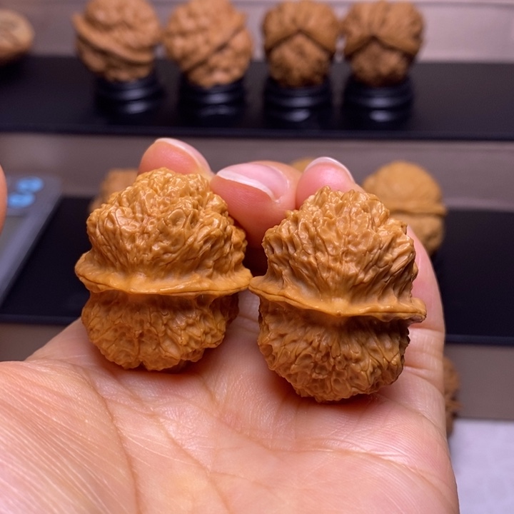 文玩核桃把件金麒麟29