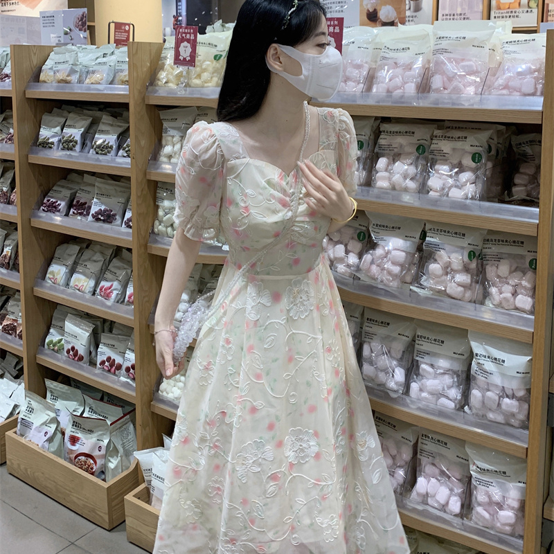 【现货】大码女装茶歇式显瘦碎花连衣裙夏超仙气质雪纺刺绣长裙9988