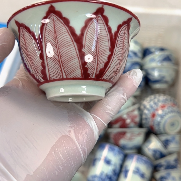 瓷片釉里红八焦纹压手杯主人杯全品