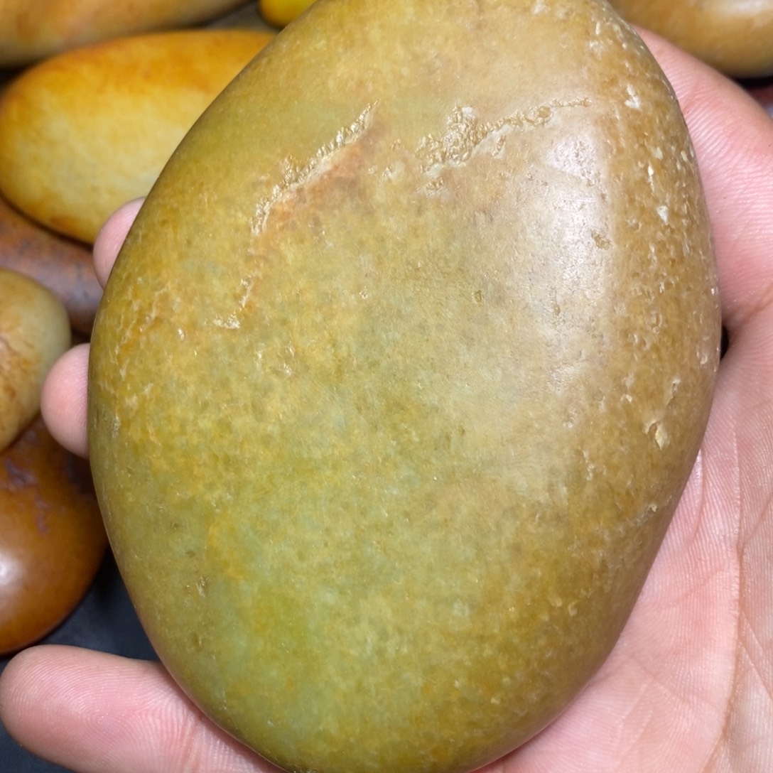 和田玉未镶嵌珠宝奇石