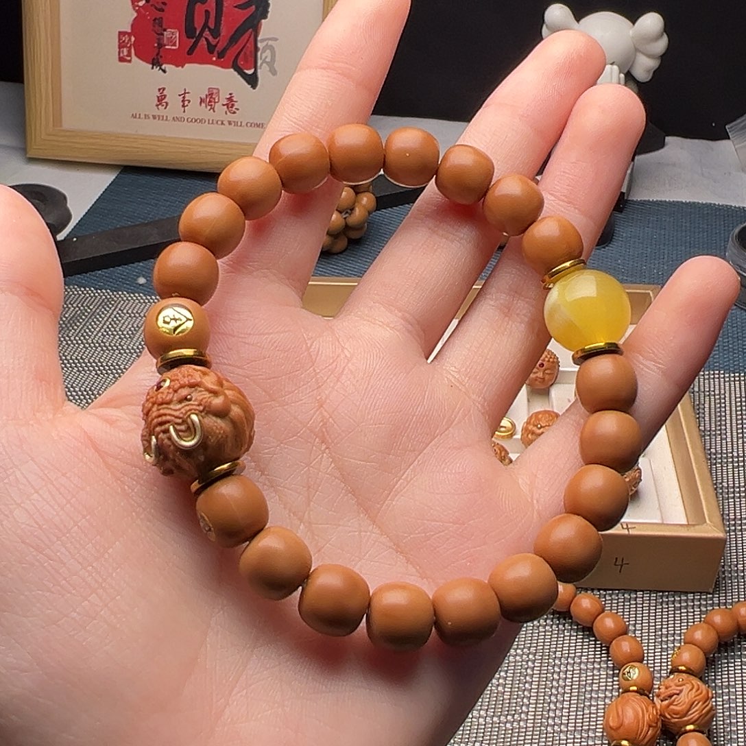 ****猴头核桃吊坠老型