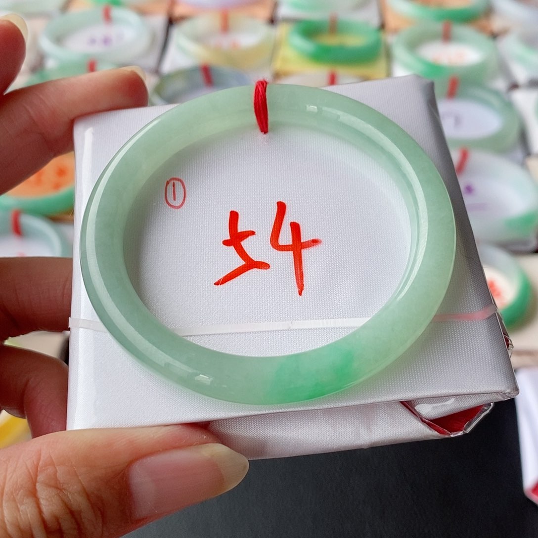 翡翠手镯未镶嵌1号链接