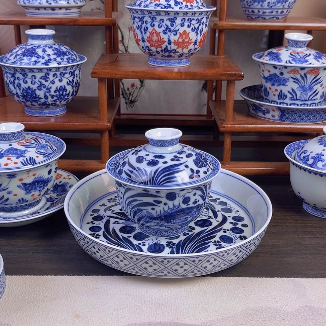 换****…仿元青花鱼藻纹盖碗加壶承