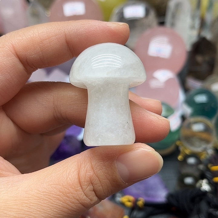 水晶珠宝半成品未镶嵌34克蘑菇
