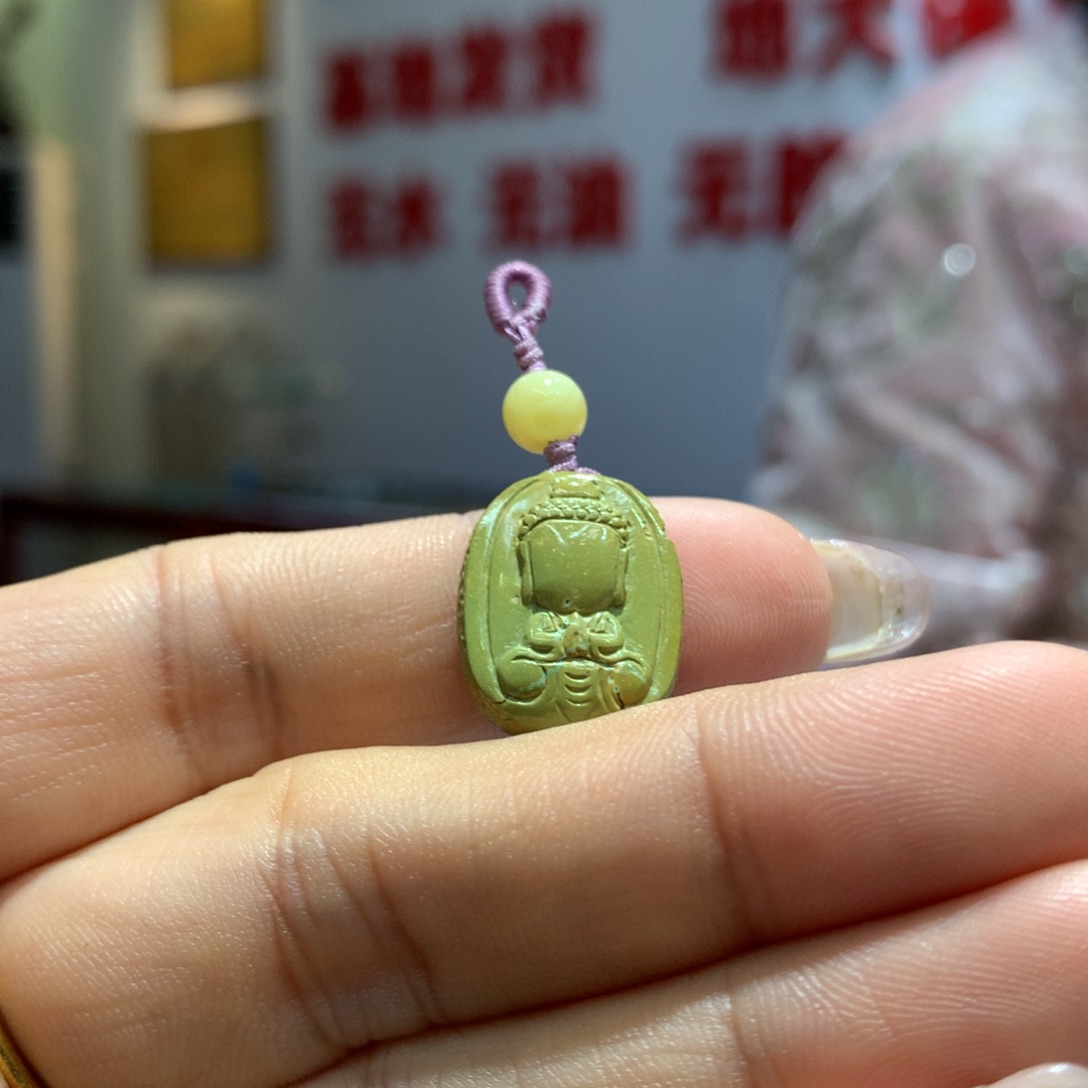 绿松石配饰未镶嵌