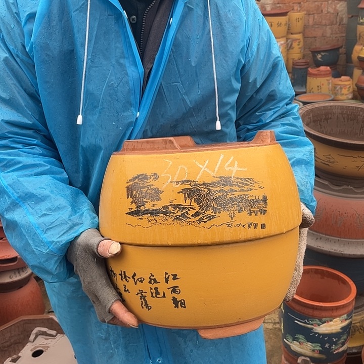 紫砂紫砂花盆和小