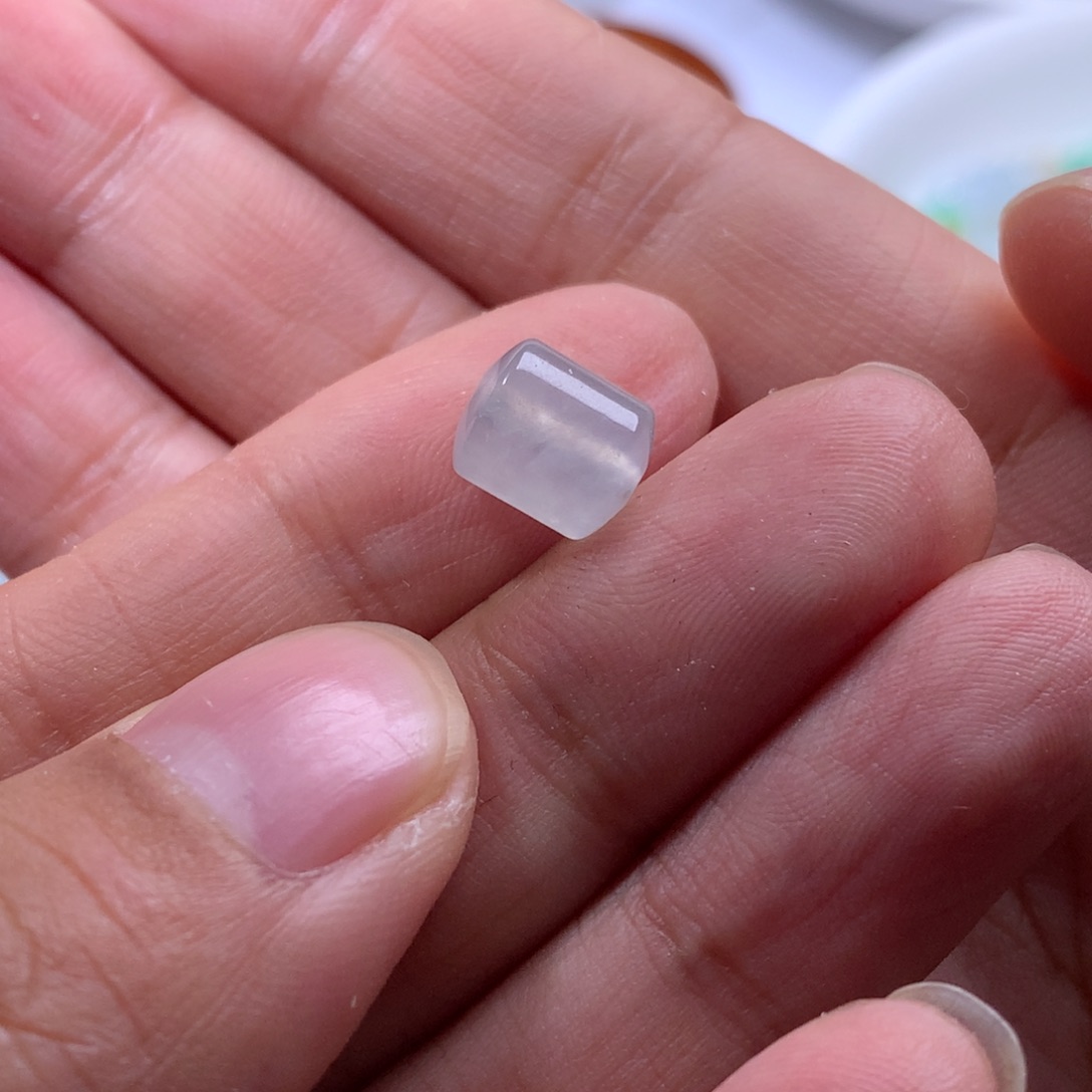 【闪购商品】翡翠散珠³***?翡翠桶珠