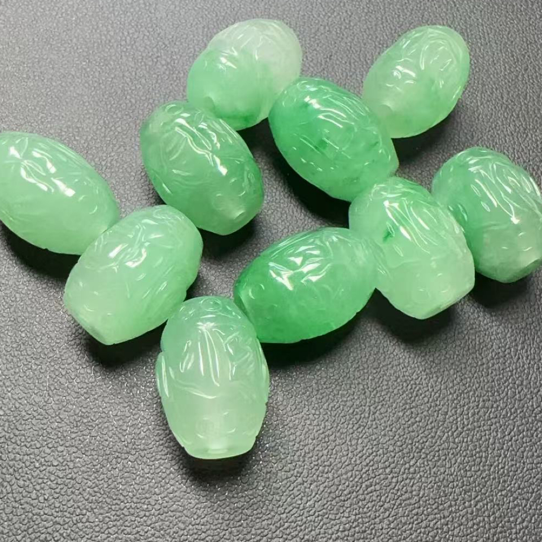 天然非洲翠六字箴言枣形珠（多样性随机发其一）