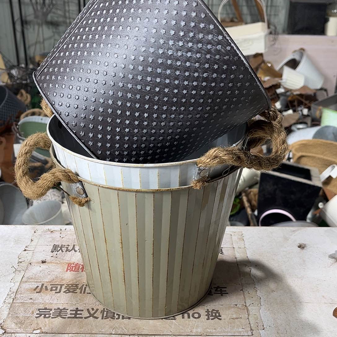 铁艺默认瑕疵介意勿拍发出不退不换