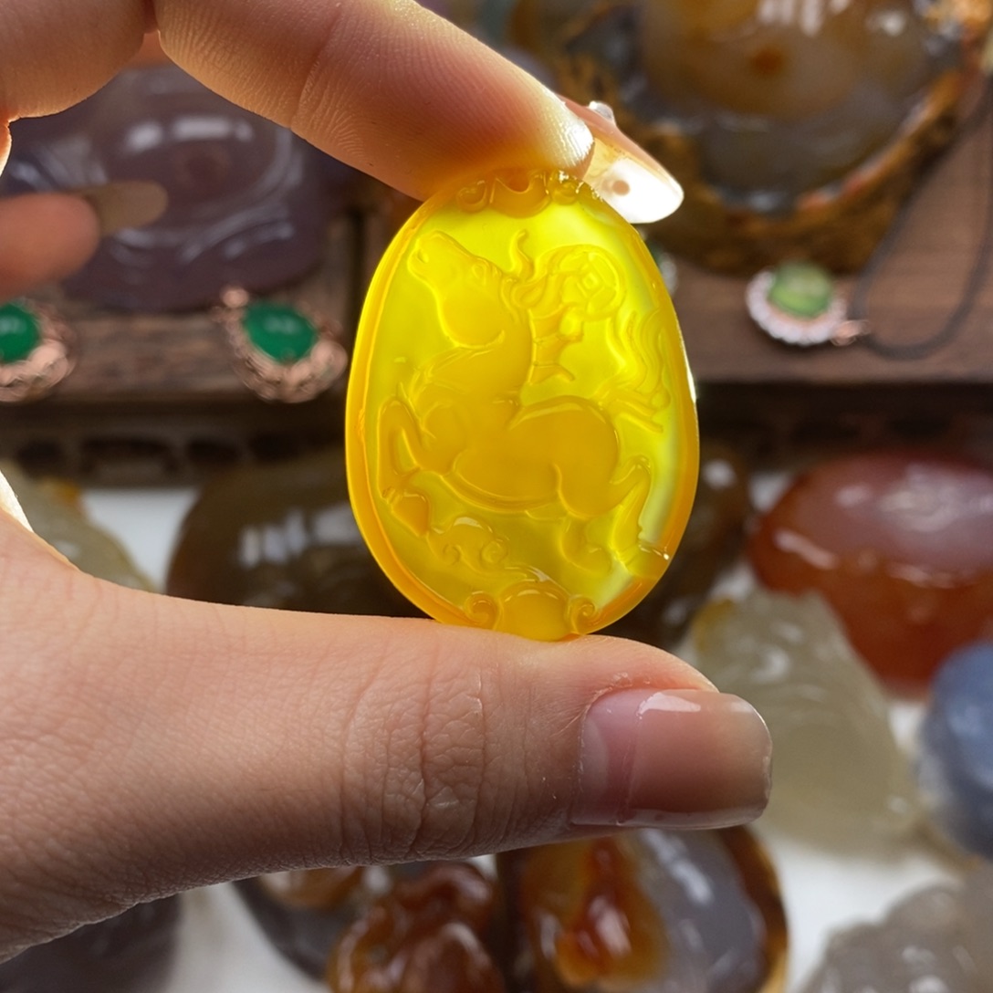 玛瑙/玉髓未镶嵌颈饰