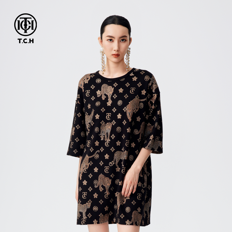 轻奢-TCH潮牌烫金字母时髦洋气连衣裙25气质百搭T恤裙T72C306066