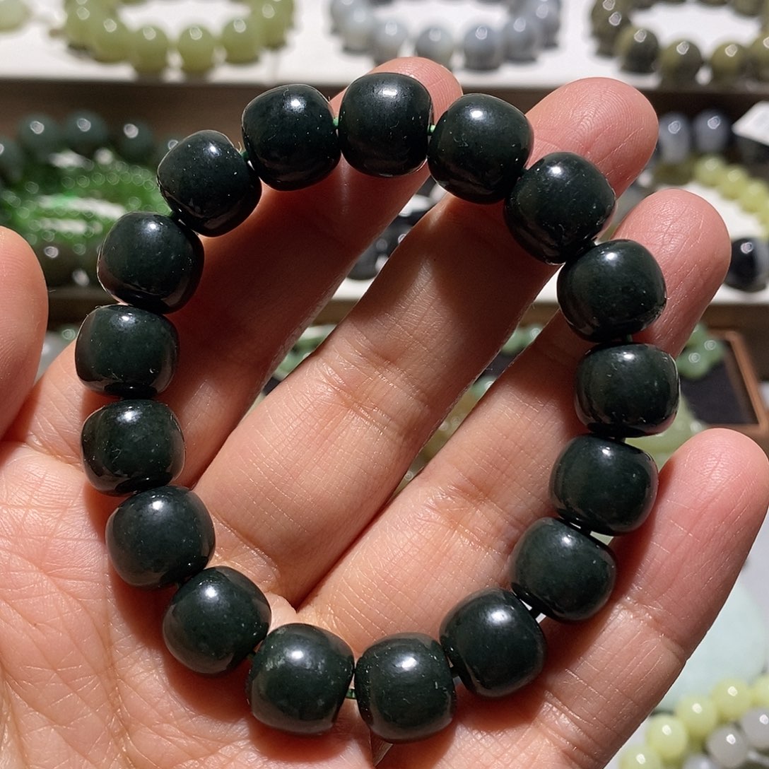 和田玉未镶嵌手链