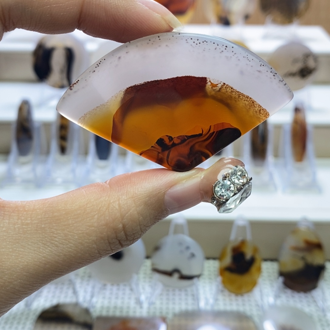 玛瑙/玉髓未镶嵌吊坠(不含链)